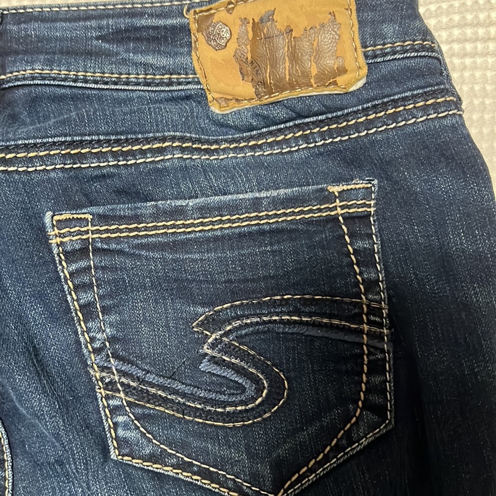 Silver Jeans - Picture 5 of 6